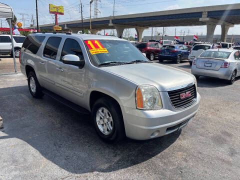 2011 GMC Yukon XL SLE