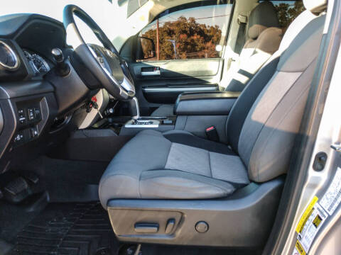 2016 Toyota Tundra SR5