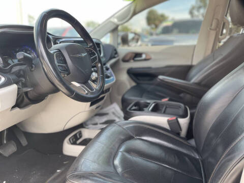 2018 Chrysler Pacifica Touring L