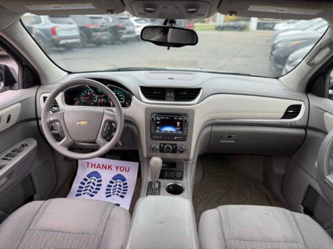 2017 Chevrolet Traverse LS