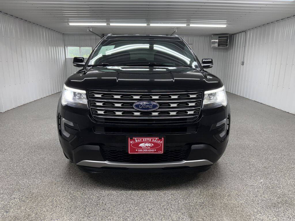 Black 2017 Ford Explorer XLT AWD XLT 4dr SUV 2