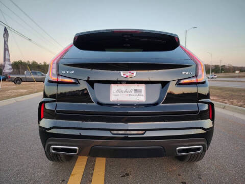 2025 Cadillac XT4 Sport