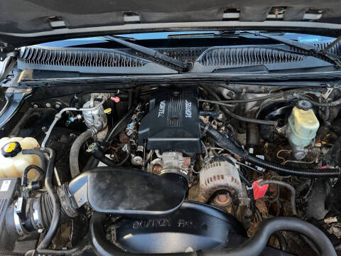 2000 Chevrolet Silverado 1500 LS