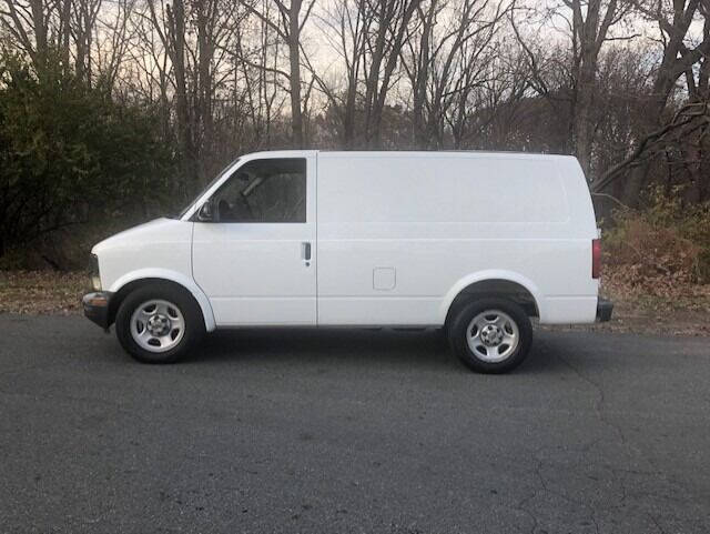 2004 Chevrolet Astro Cargo for sale at Bob's Motors in Washington DC