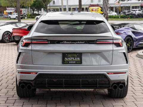 2022 Lamborghini Urus