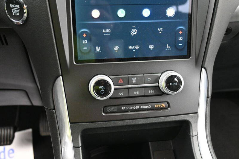 2021 Ford Edge Titanium