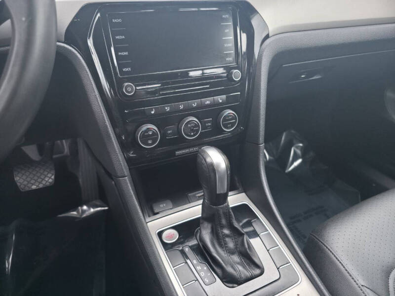 2021 Volkswagen Passat SE