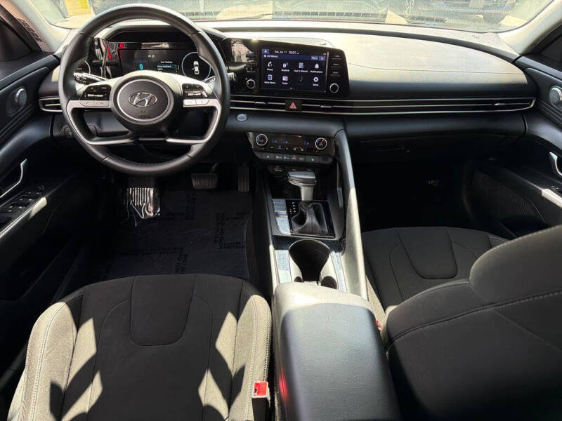 2021 Hyundai Elantra