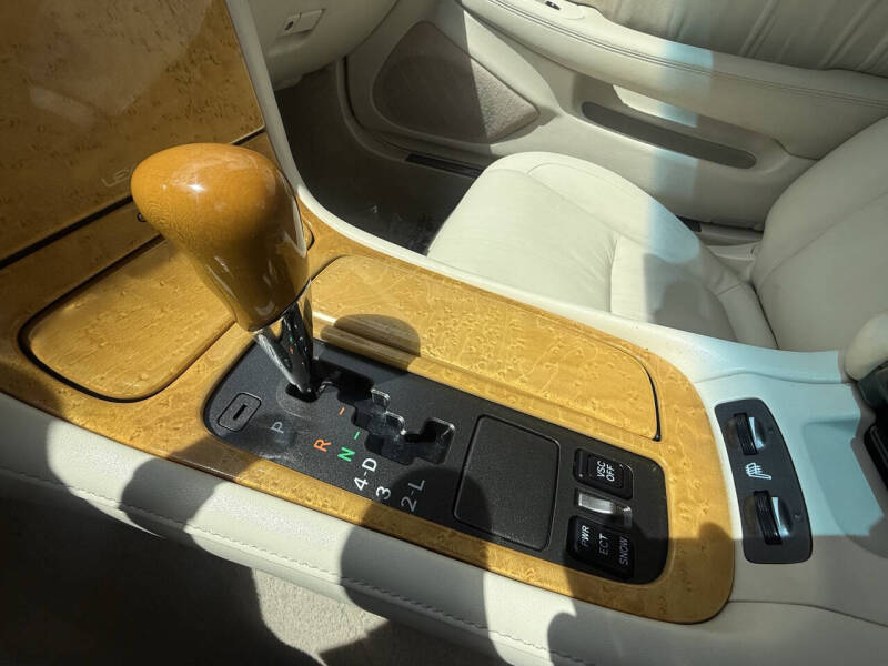 2002 Lexus SC 430