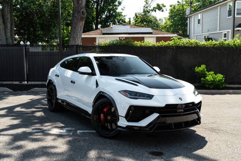 2024 Lamborghini Urus Performante