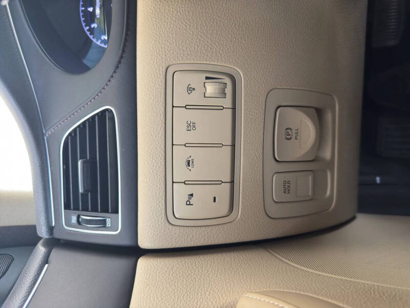 2014 Hyundai Genesis 5.0L R-Spec