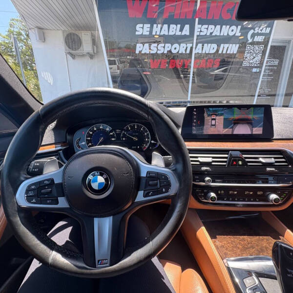 2019 BMW 5 Series 530i