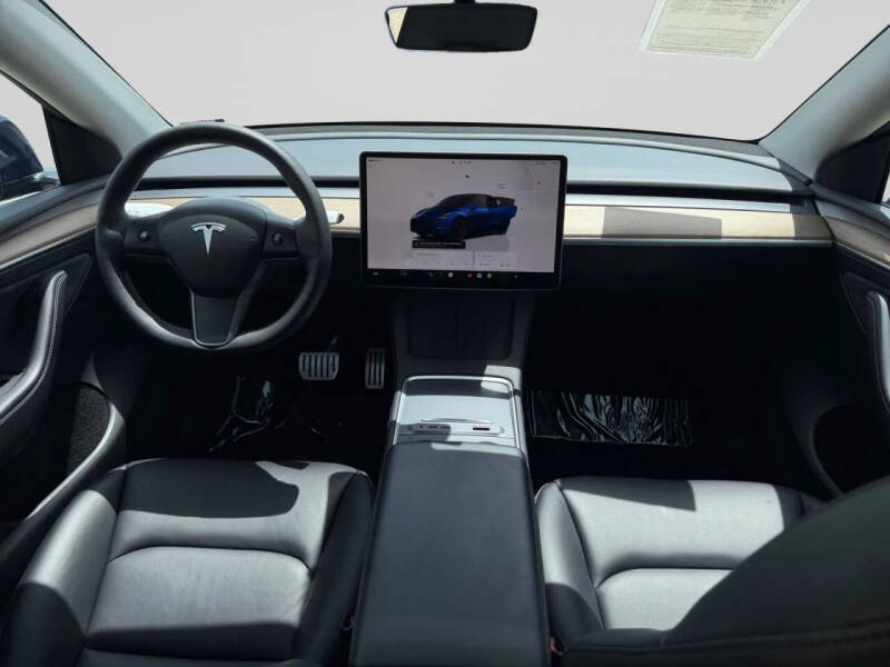 2023 Tesla Model Y Performance