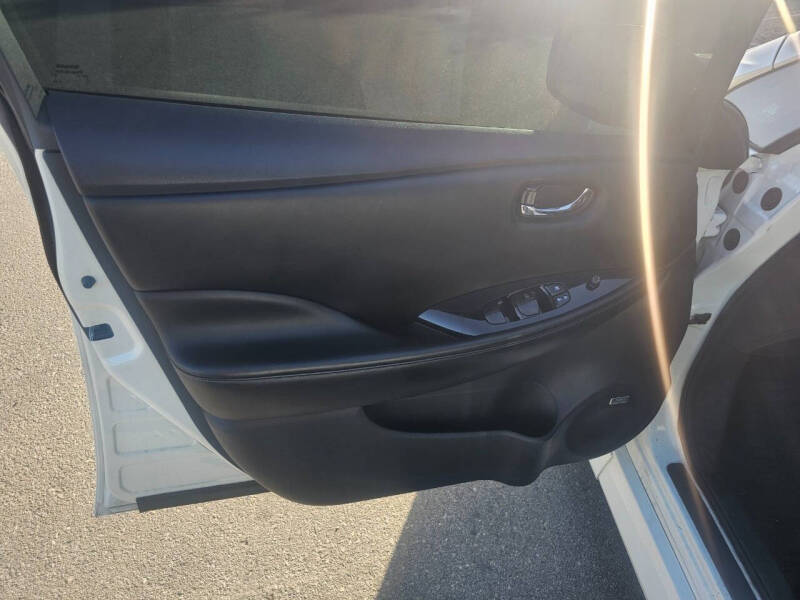 2018 Nissan LEAF SL