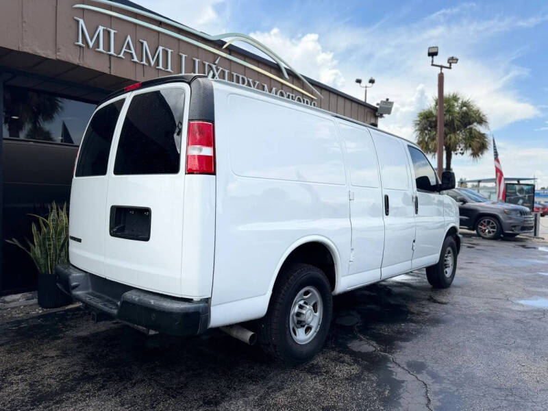 2020 Chevrolet Express 2500