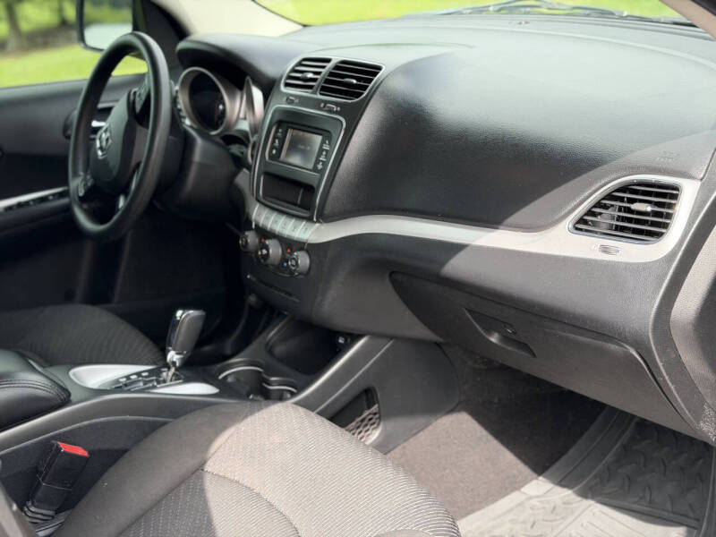 2017 Dodge Journey SE