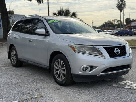 2015 Nissan Pathfinder SV