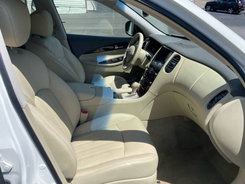 2015 Infiniti QX50 Journey