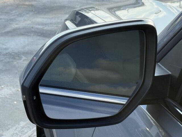 2024 Volkswagen Atlas SE