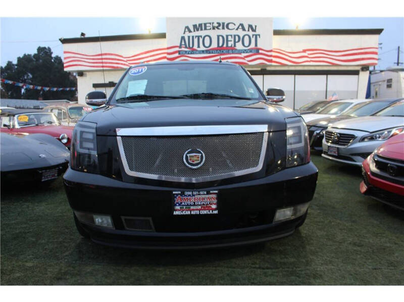 2011 Cadillac Escalade EXT Premium