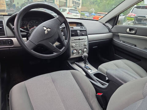 2011 Mitsubishi Galant FE