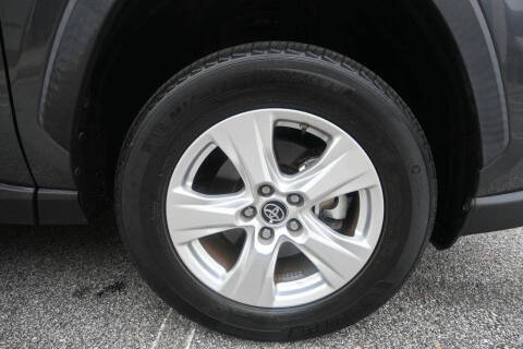 2020 Toyota RAV4 Hybrid LE