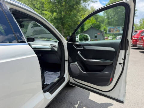 2016 Audi Q3 2.0T quattro Premium Plus