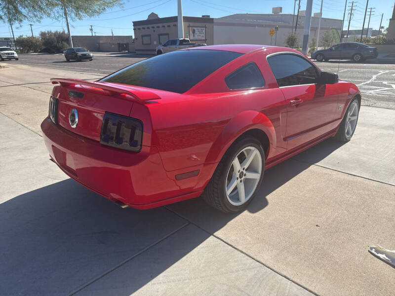 2005 Ford Mustang GT Premium