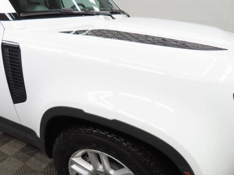 2025 Land Rover Defender 130 P300 S