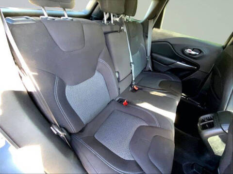 2021 Jeep Cherokee Latitude