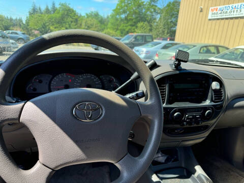 2003 Toyota Sequoia SR5