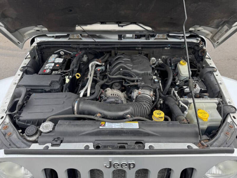 2012 Jeep Wrangler Unlimited Sahara