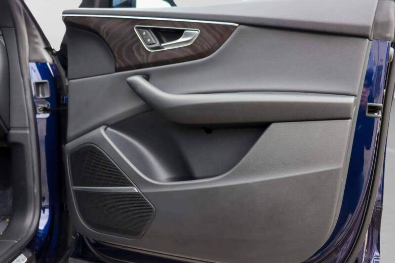 2021 Audi Q8 quattro Premium Plus 55 TFSI