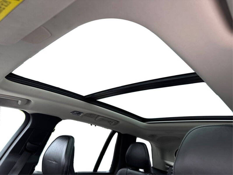 2016 Volvo XC90 T8 eAWD Inscription