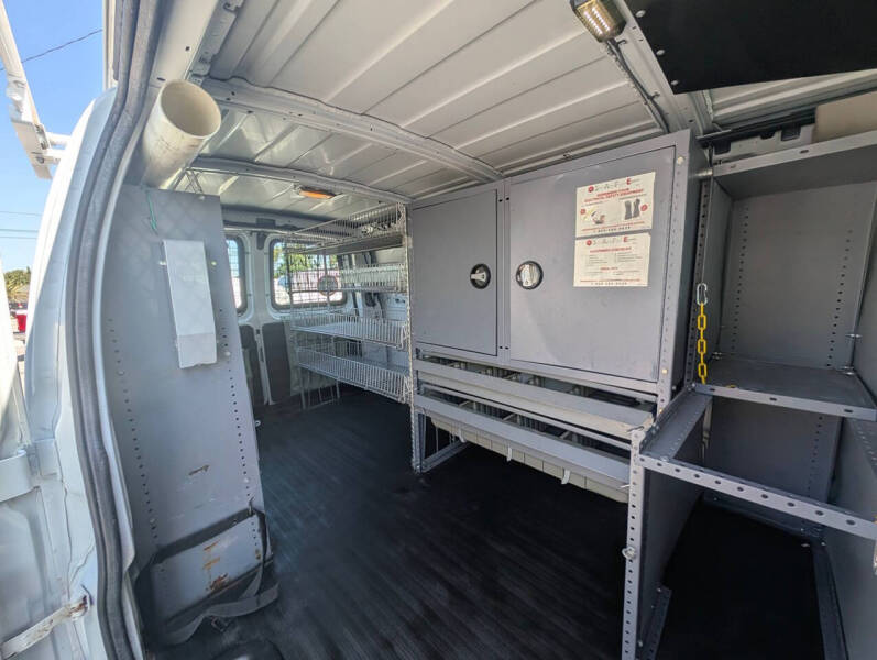 2011 Chevrolet Express 2500