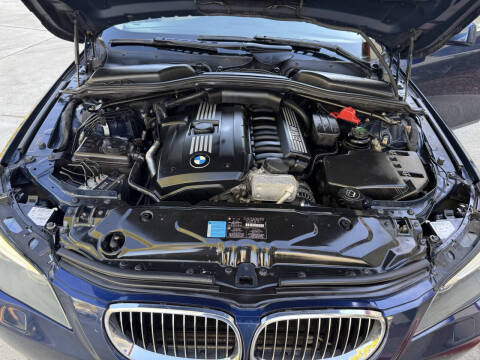 2008 BMW 5 Series 528xi