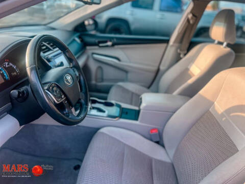 2014 Toyota Camry Hybrid XLE