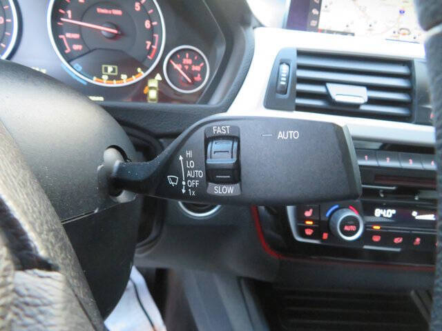 2018 BMW 3 Series 320i xDrive