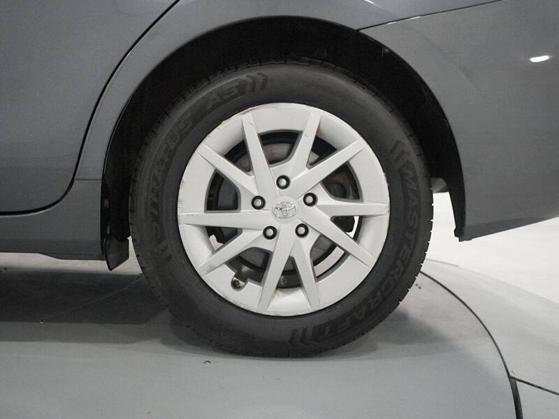 2012 Toyota Prius v Three