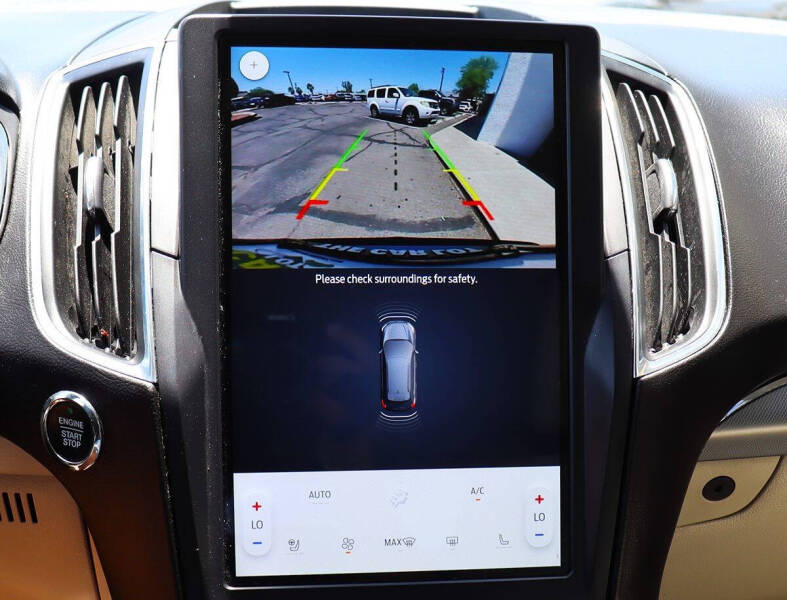 2021 Ford Edge Titanium
