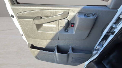 2023 Chevrolet Express LS 3500