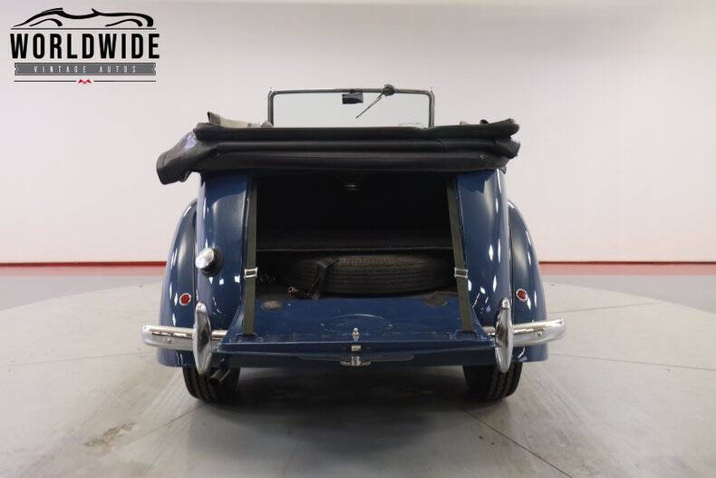 1949 Ford Anglia