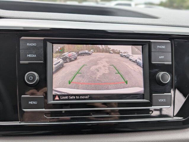 2024 Volkswagen Taos S