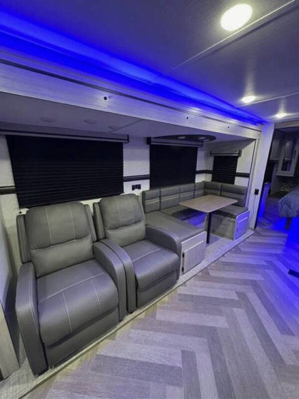 2024 Crossroads RV Zinger 280RB