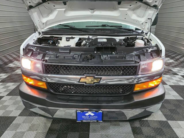 2021 Chevrolet Express 2500