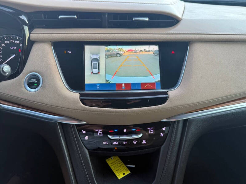 2018 Cadillac XT5 Platinum