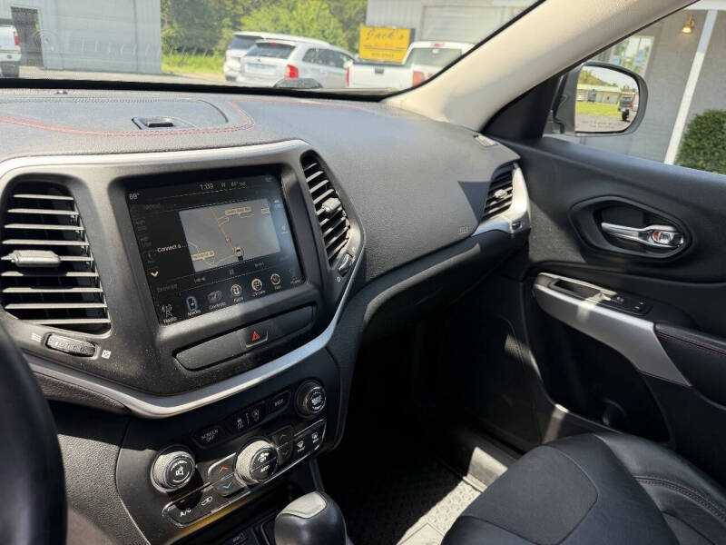 2017 Jeep Cherokee Trailhawk L Plus