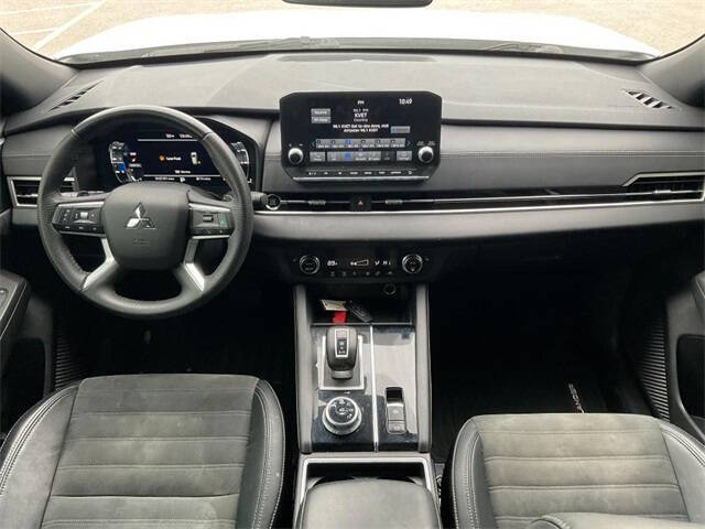 2023 Mitsubishi Outlander