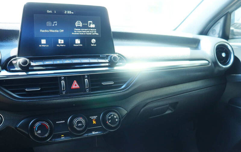 2021 Kia Forte GT Line