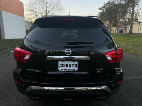 2017 Nissan Pathfinder